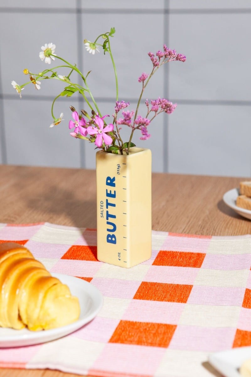 Doiy - Butter Vase - Light Yellow - Compact