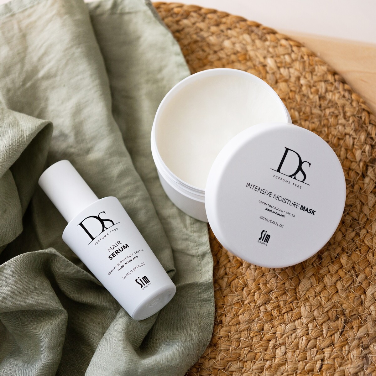 Ds - Sim Sensitive Intensive Moisture Mask 250 Ml