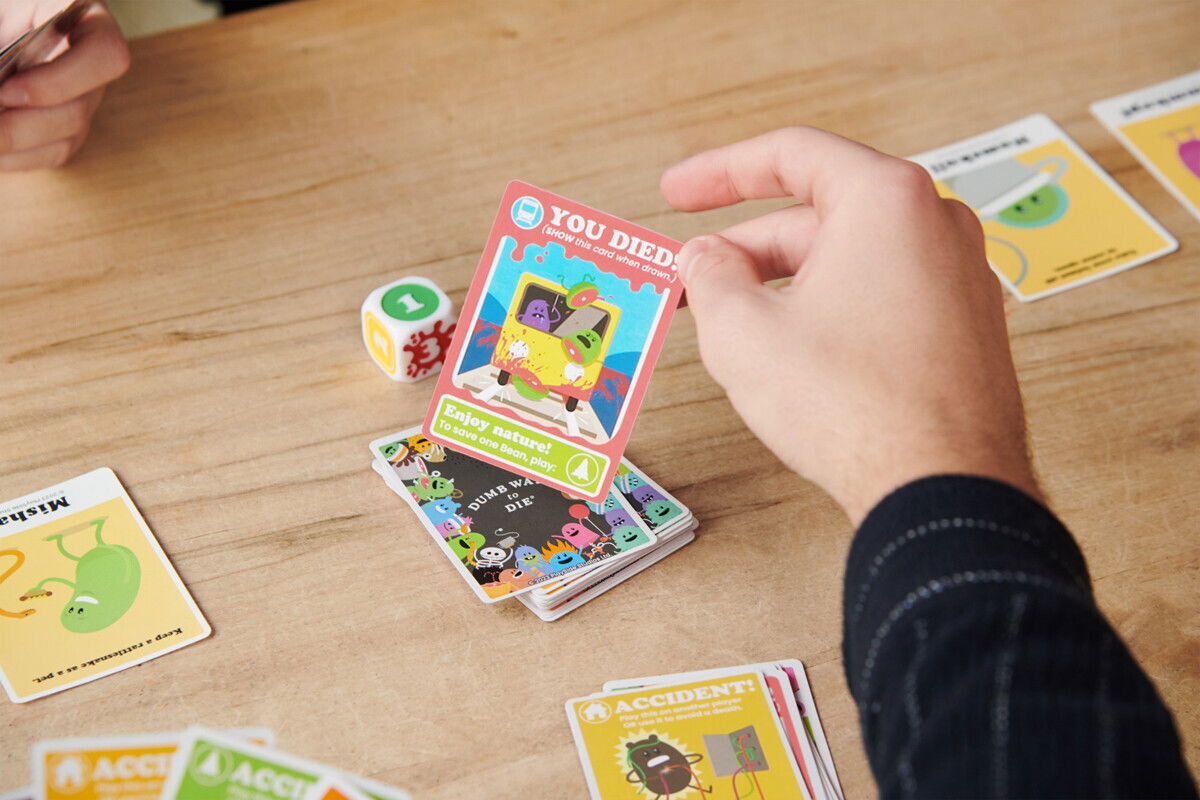 Educa - Dumb Ways To Die - Card Game - Kortspil