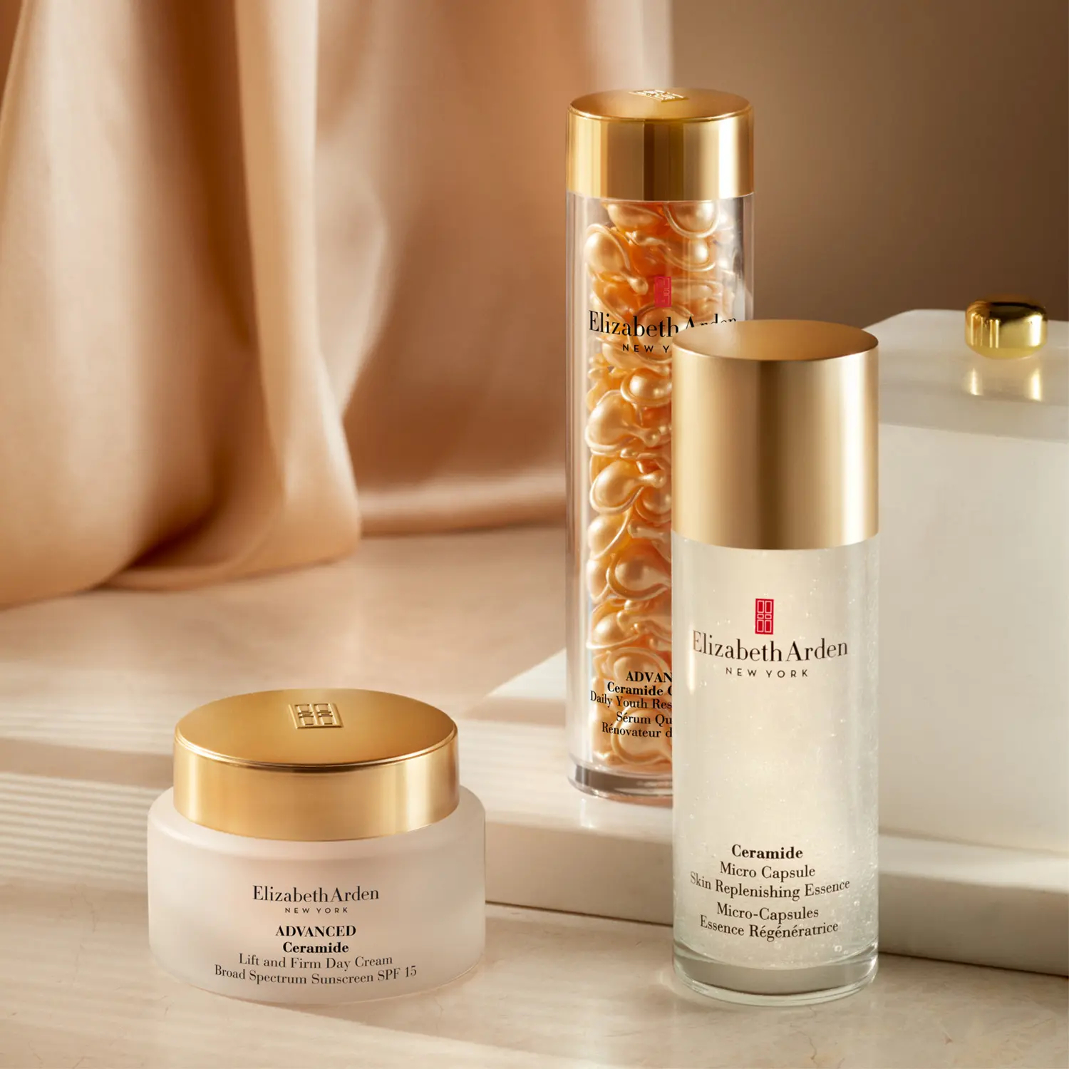 Elizabeth Arden - Ceramide Micro Capsule Skin Replenishing Essence 90 Ml