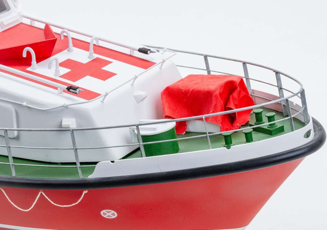 Billing Boats - Emile Robin Model Båd Byggesæt - 1 33 - Bb430