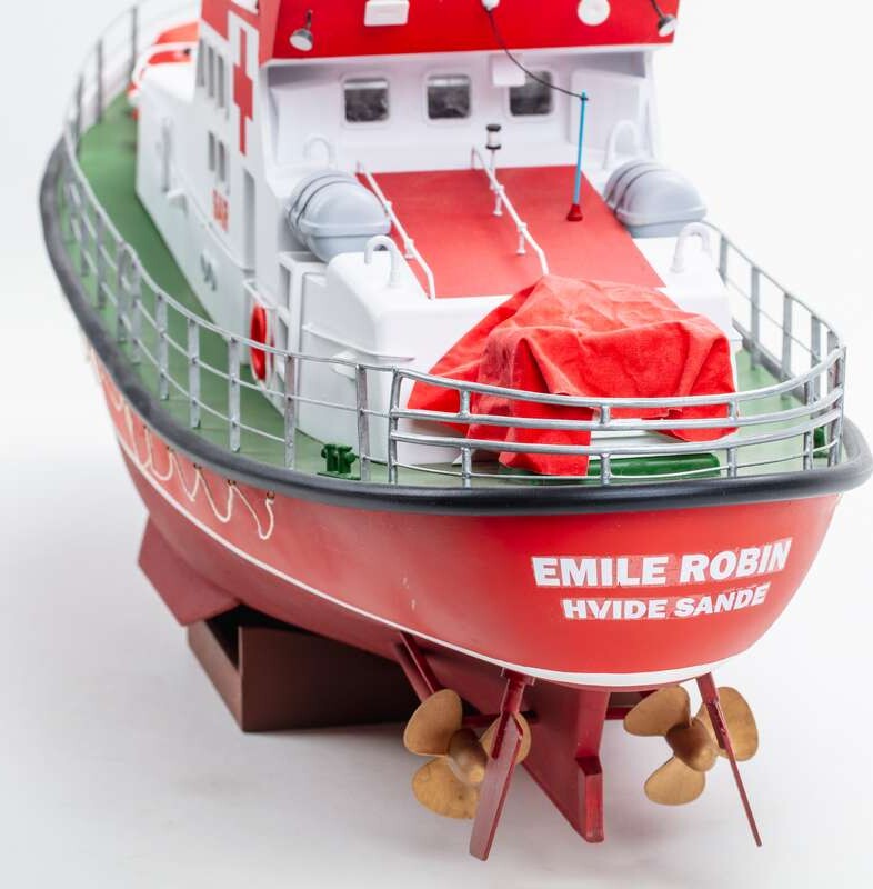 Billing Boats - Emile Robin Model Båd Byggesæt - 1 33 - Bb430
