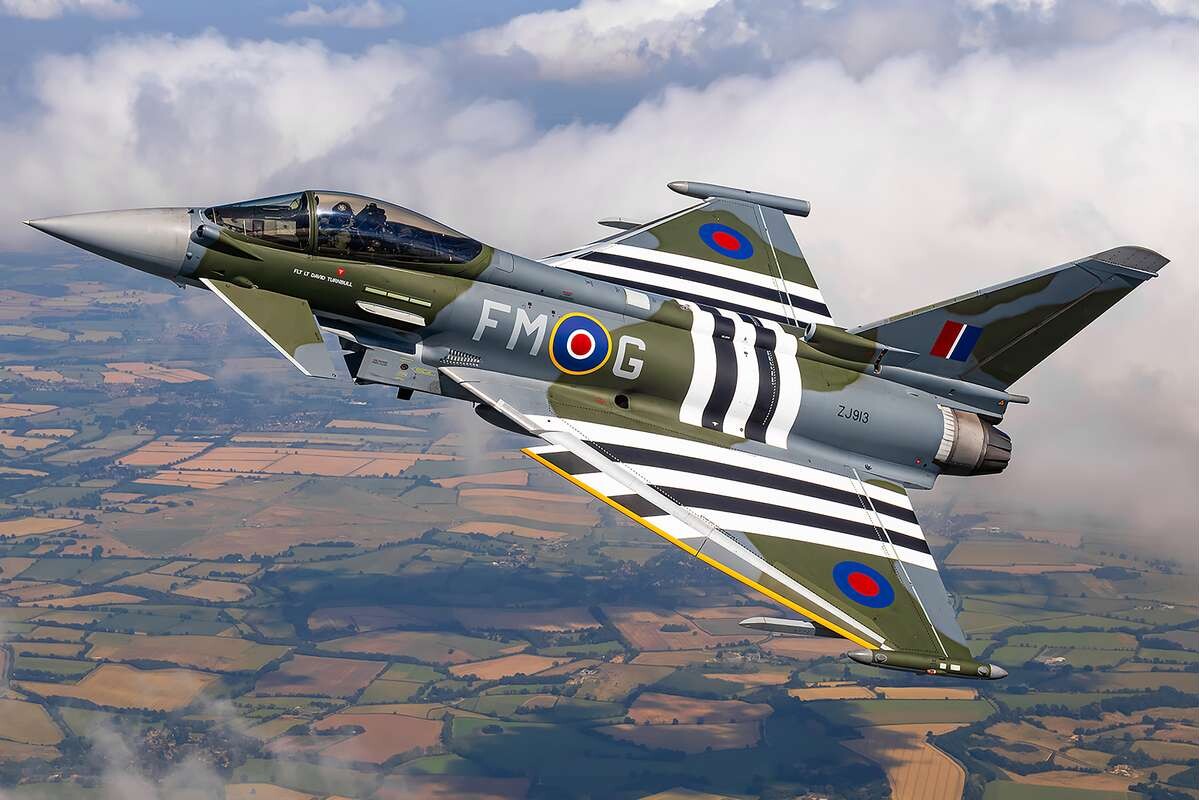 Revell 03753 - Eurofighter Typhoon Fgr4 Fly - Build Paint - 1 48