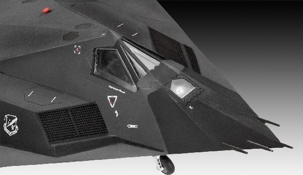 Revell - F-117A Nighthawk Stealth Fighter - 1 72 - Level 3 - 03899