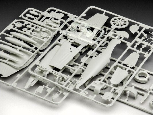 Revell - F4U-4 Corsair Modelfly - 1 72 - Level 3 - 03955