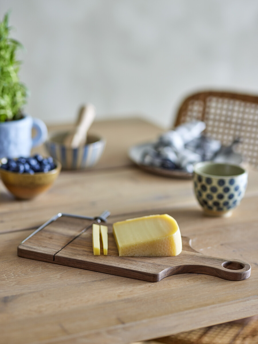 Bloomingville - Feras Osteskærer På Bræt - Brun - Valnød Træ