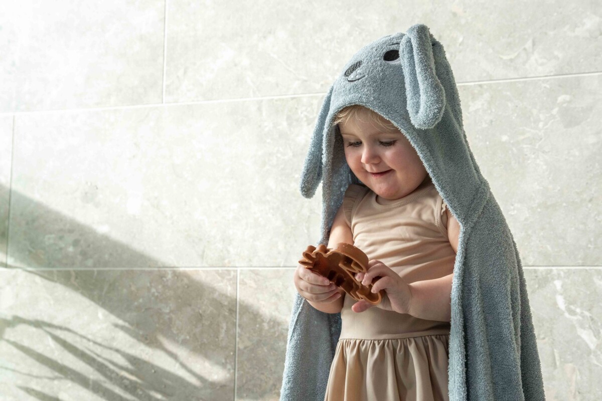 Filibabba - Baby Badehåndklæde Med Hætte - Hare - Blå