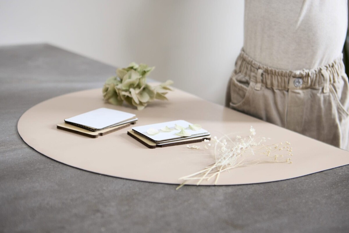 Filibabba - Dækkeserviet Og Krea Underlag Til Børn - Varm Grå