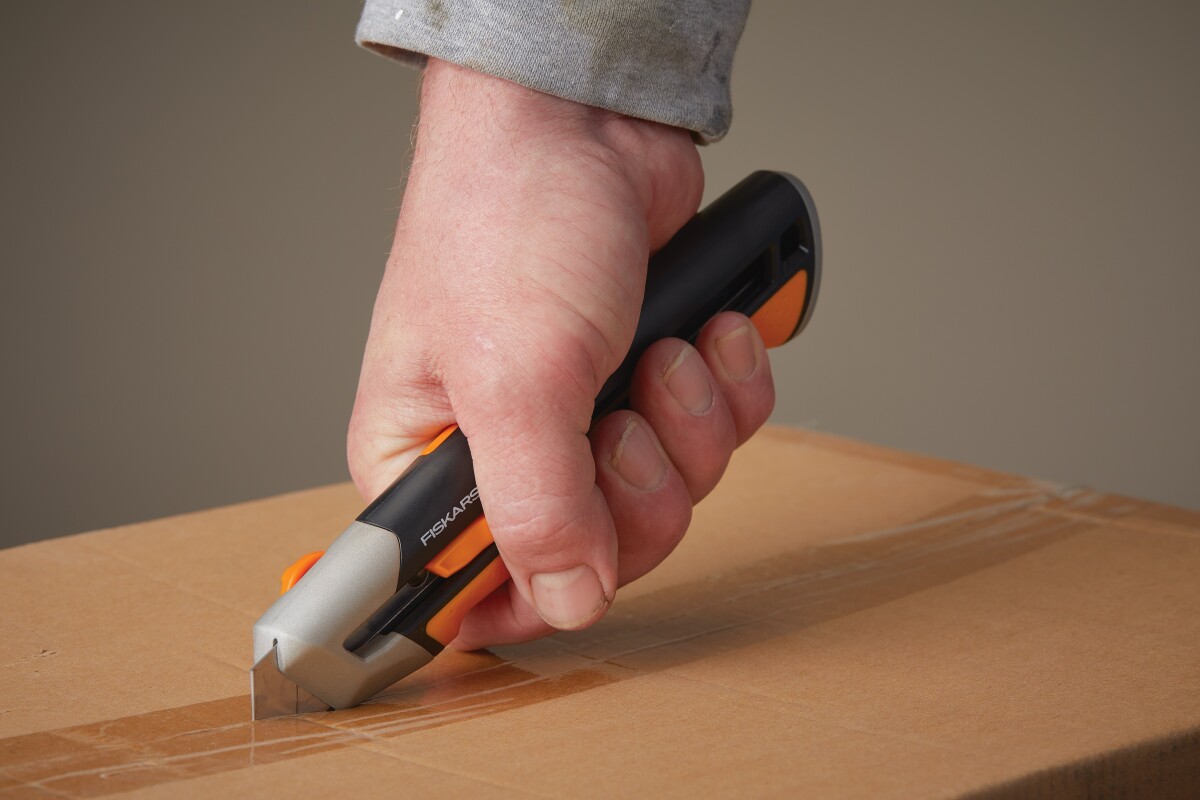 Fiskars Pro - Carbonmax Universalkniv - 25 Mm