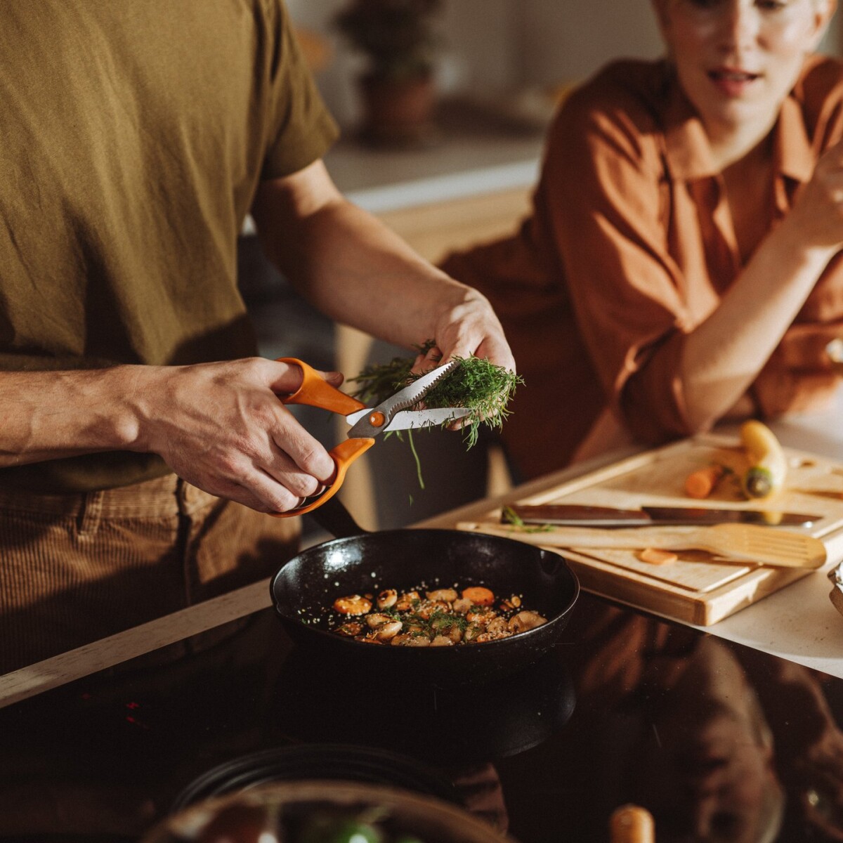 Fiskars - Classic Køkkensaks - 18 Cm