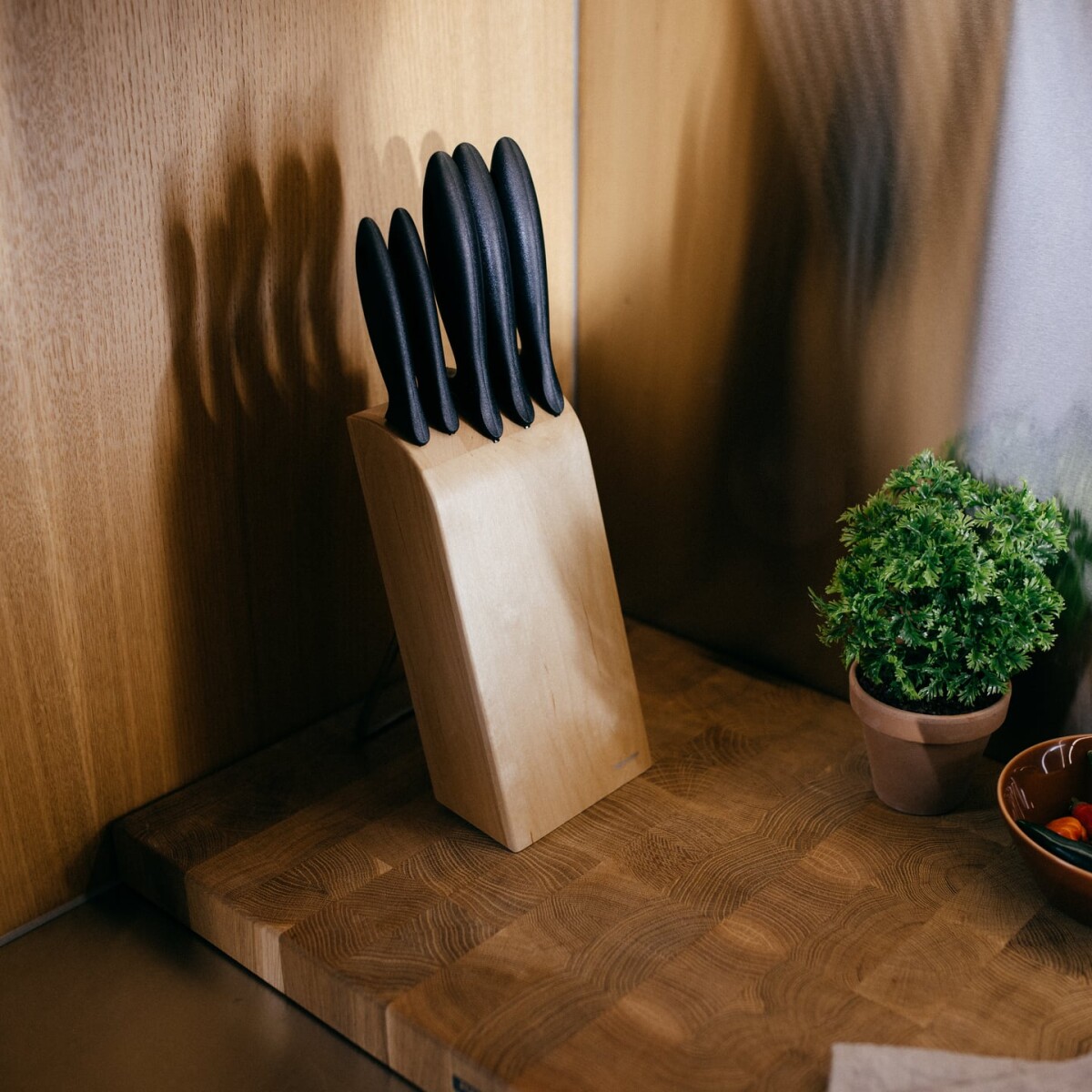 Fiskars - Essential Knivblok - Med 5 Knive