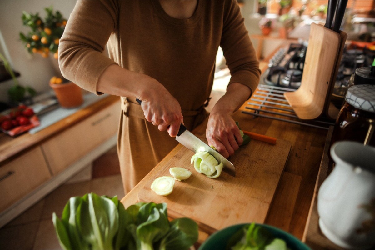 Fiskars Functional Form - Santoku Kniv - 17 Cm