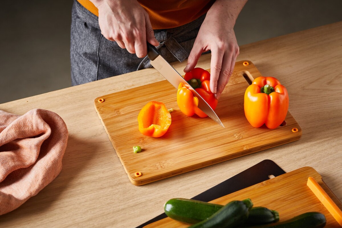 Fiskars Functional Form - Skærebræt - Bambus - 25X35 Cm