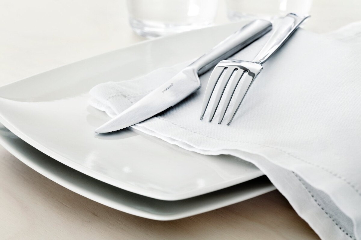 Fiskars Functional Form - Bestiksæt - 16 Dele - Mat Stål