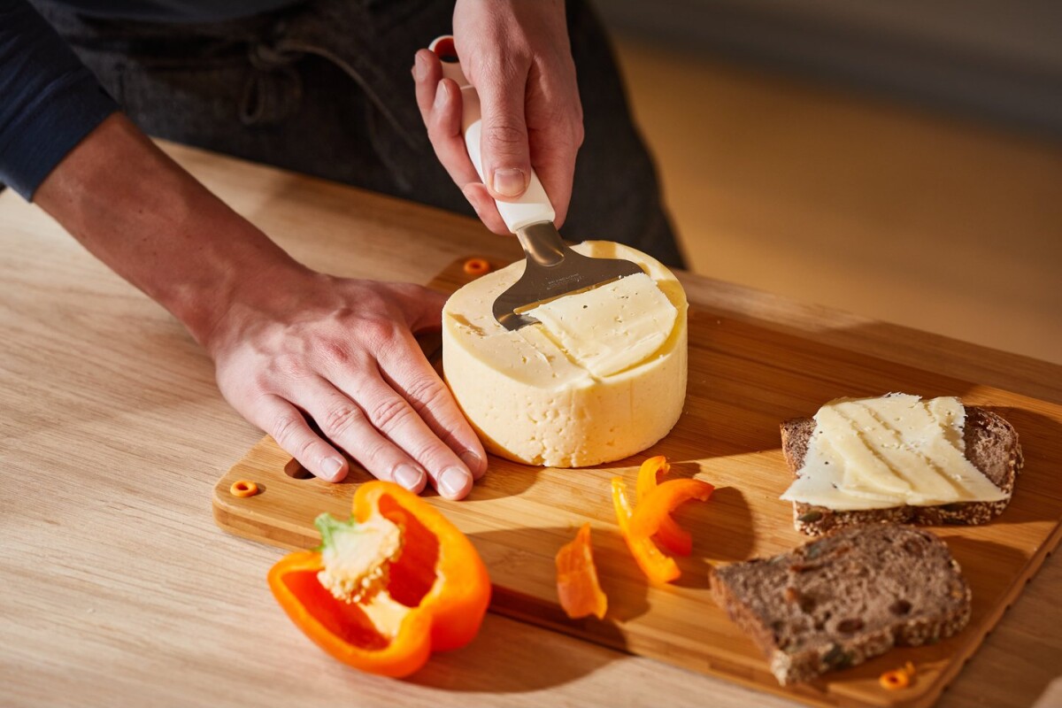 Fiskars Functional Form - Ostehøvel Til Blød Ost