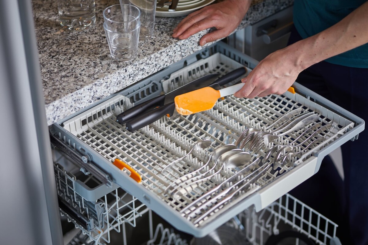 Fiskars - Functional Form - Dough Scraper - Dejskraber
