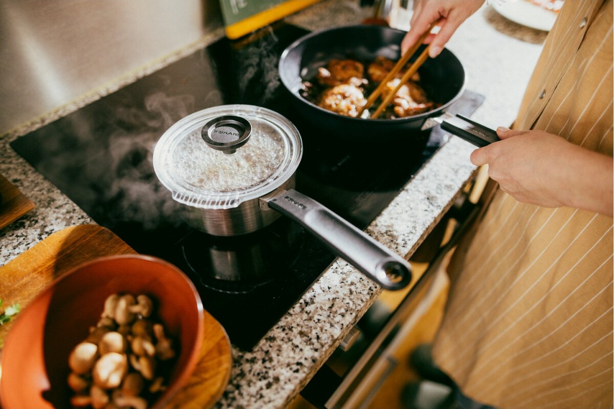 Fiskars Functional Form - Kasserolle Med Låg - 1 5 L