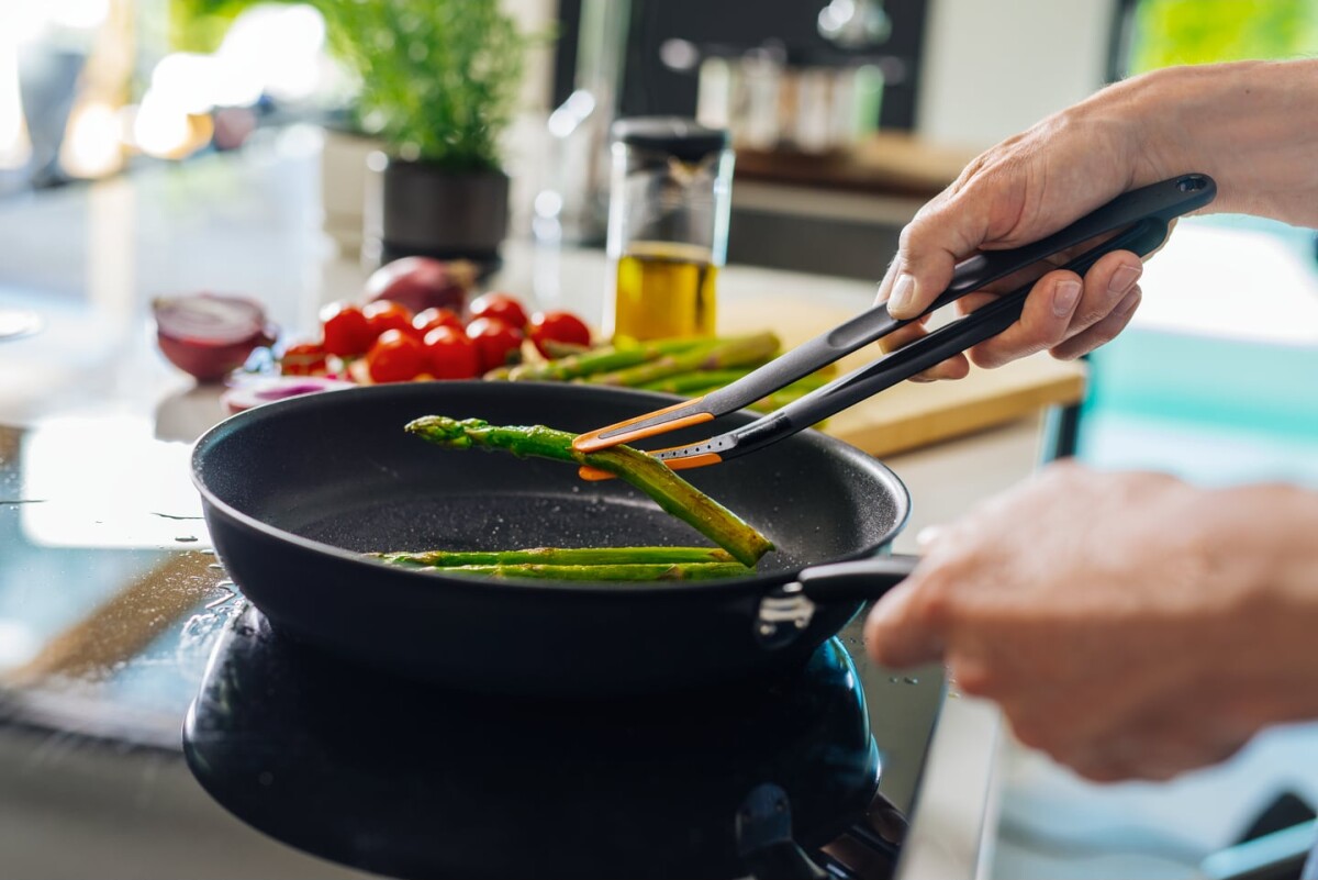 Fiskars - Functional Form - Tongs - Køkkenpincet Med Silikone