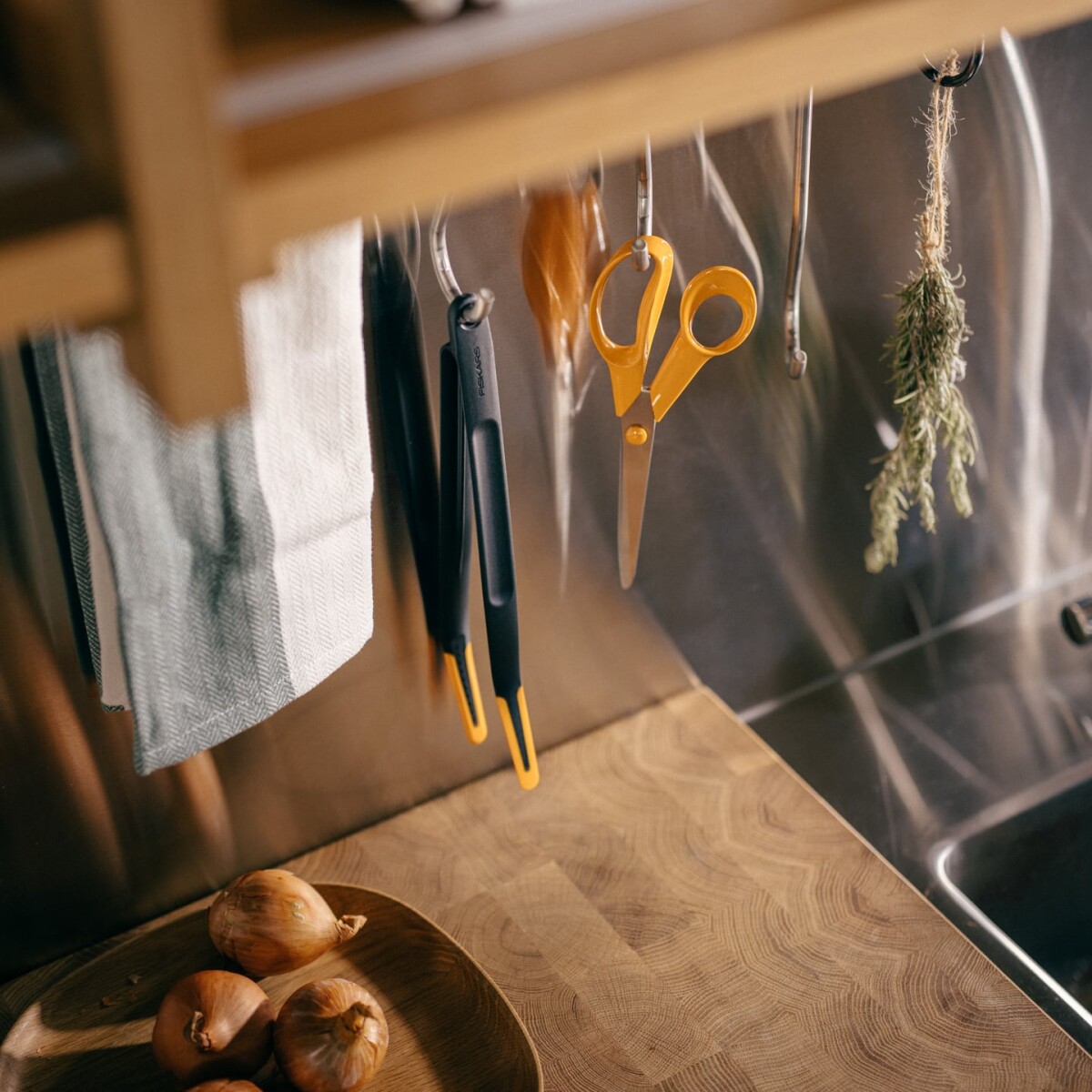 Fiskars - Functional Form - Tongs - Køkkenpincet Med Silikone