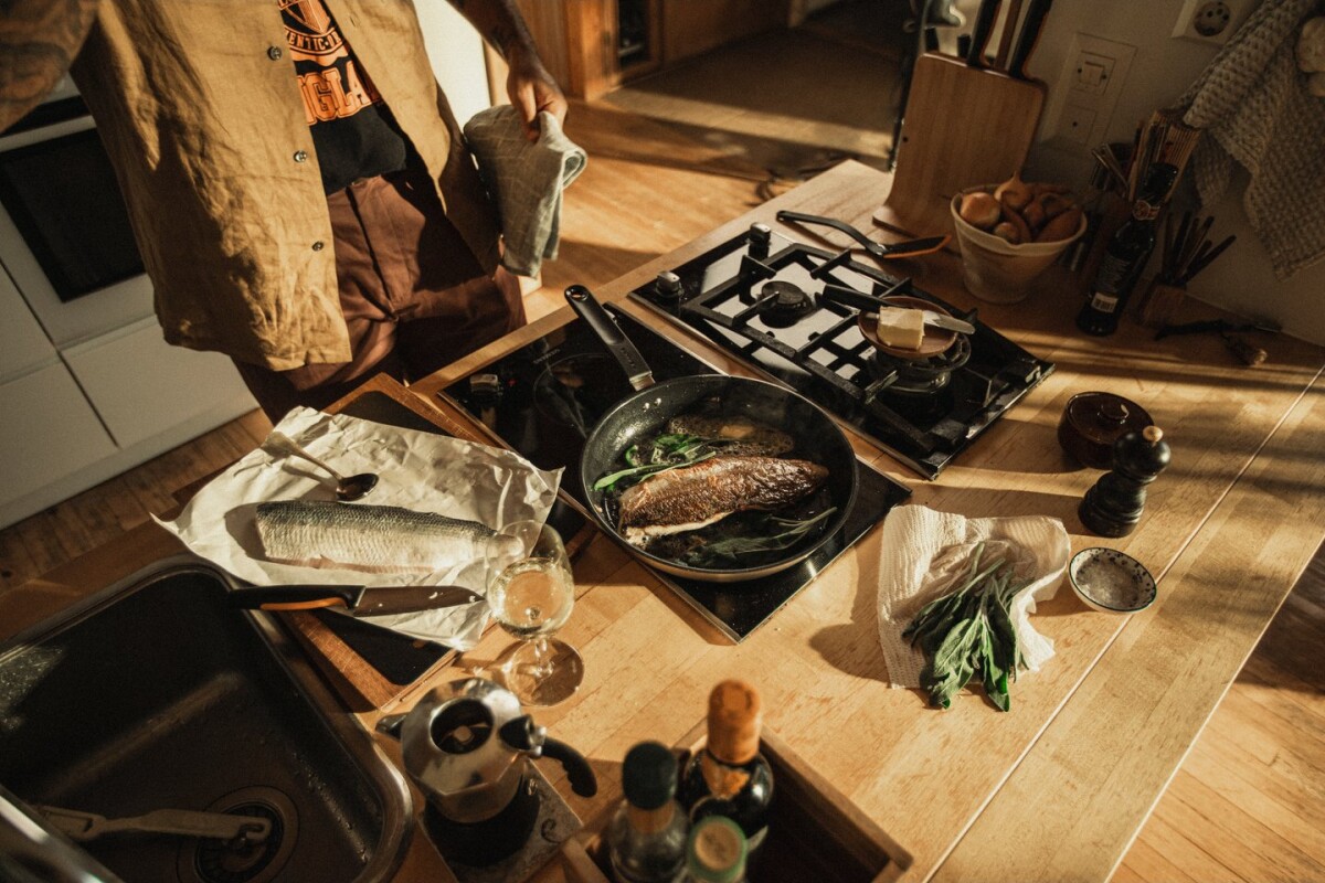 Fiskars Functional Form - Stegepande - 28 Cm