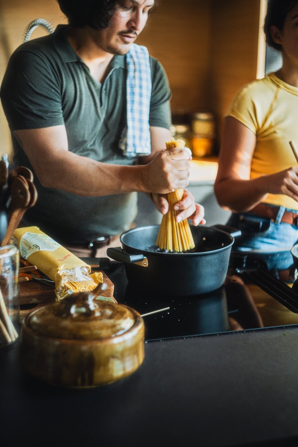 Fiskars - Hard Face - Gryde Med Låg - Non-Stick - Induktion