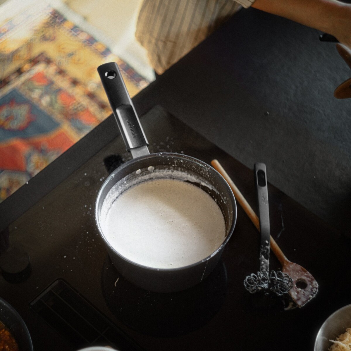 Fiskars - Hard Face - Kasserolle Med Låg - Non-Stick - Induktion