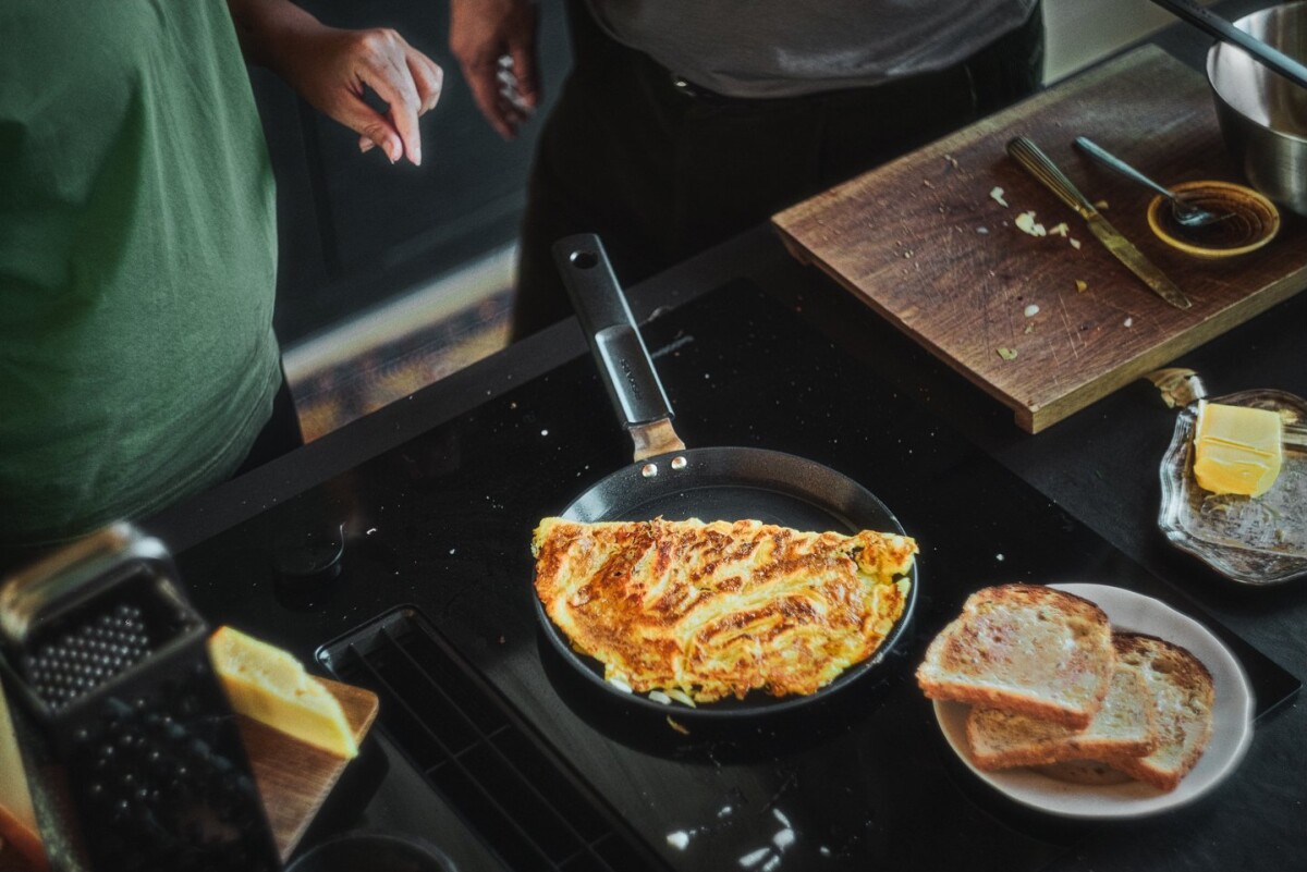 Fiskars - Hard Face - Omeletpande - 22 Cm - Non-Stick - Induktion