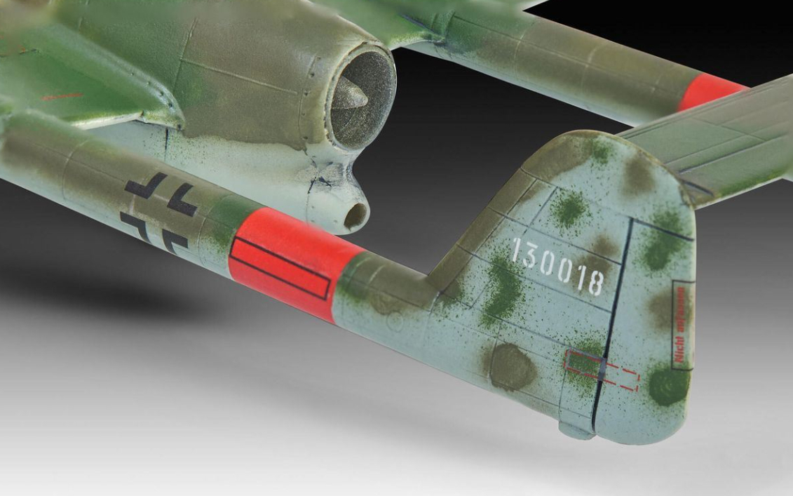 Revell 03761 - P-Series Focke-Wulf Flitzer - Build Paint - 1 72