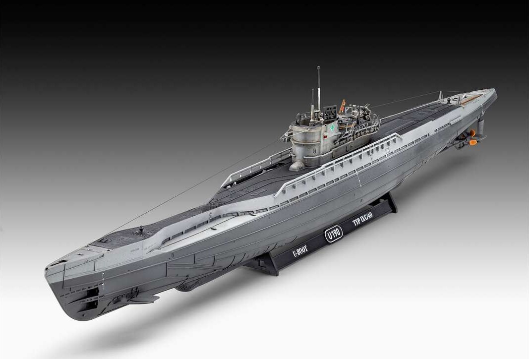 Revell - German Submarine Type Ix C40 U190 - 1 144 - Level 4 - 05167