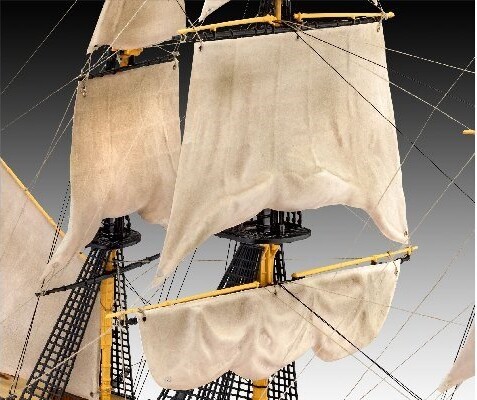 Revell - Hms Victory Skib Byggesæt - Battle Of Trafalgar - 1 225 - Level 4
