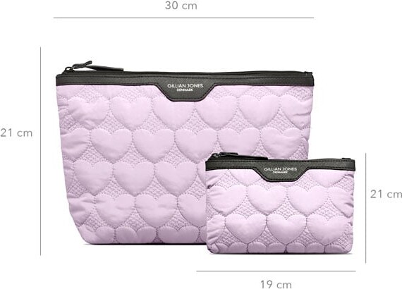 Gillian Jones - Toilettaske Sæt - Urban Travel - 2 Dele - Purple Hearts