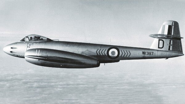 Airfix - Gloster Meteor F8 Modelfly Byggesæt - 1 48 - A09182A