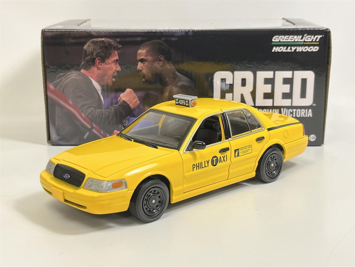 Greenlight Collectibles - 124 Creed 2015 - 1999 Ford Crown Victoria Philly