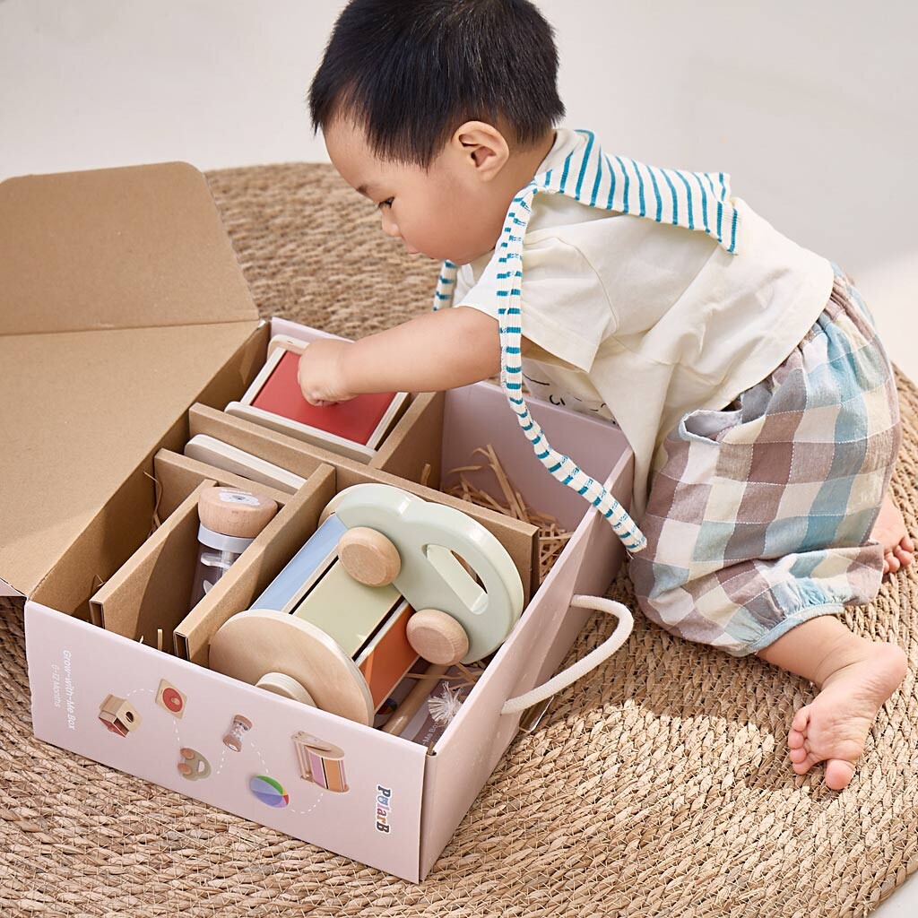 Grow-With-Me Box By Polar B - Opdagelsesleg Aktivitetsboks
