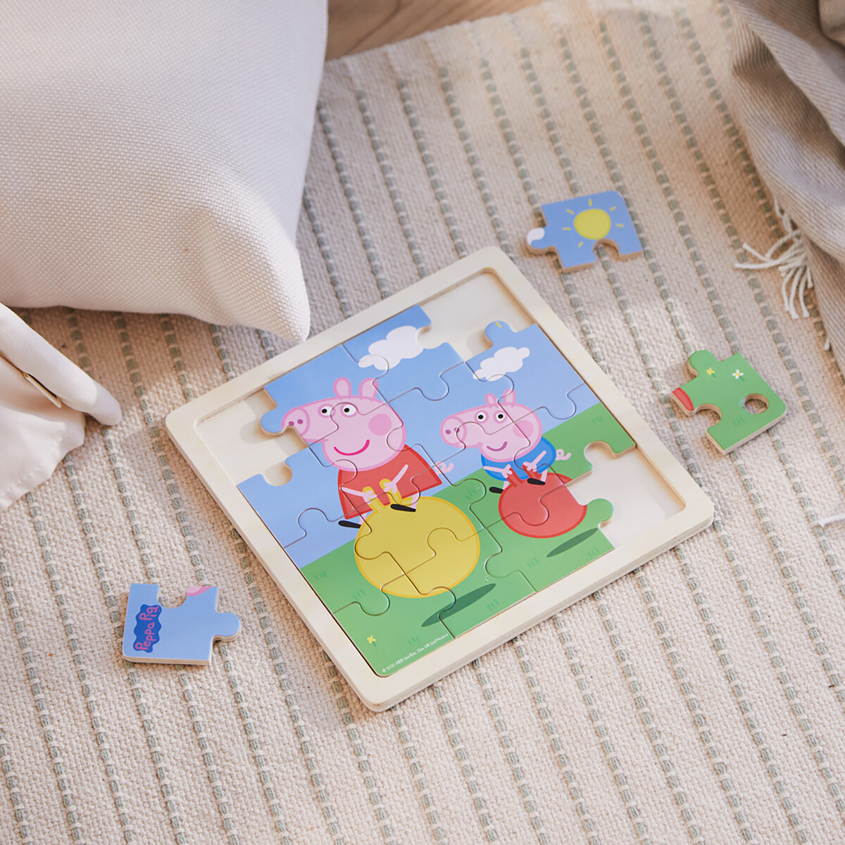 Gurli Gris Puslespil - Gurli Gris På Hoppebold - Træ - 16 Brikker