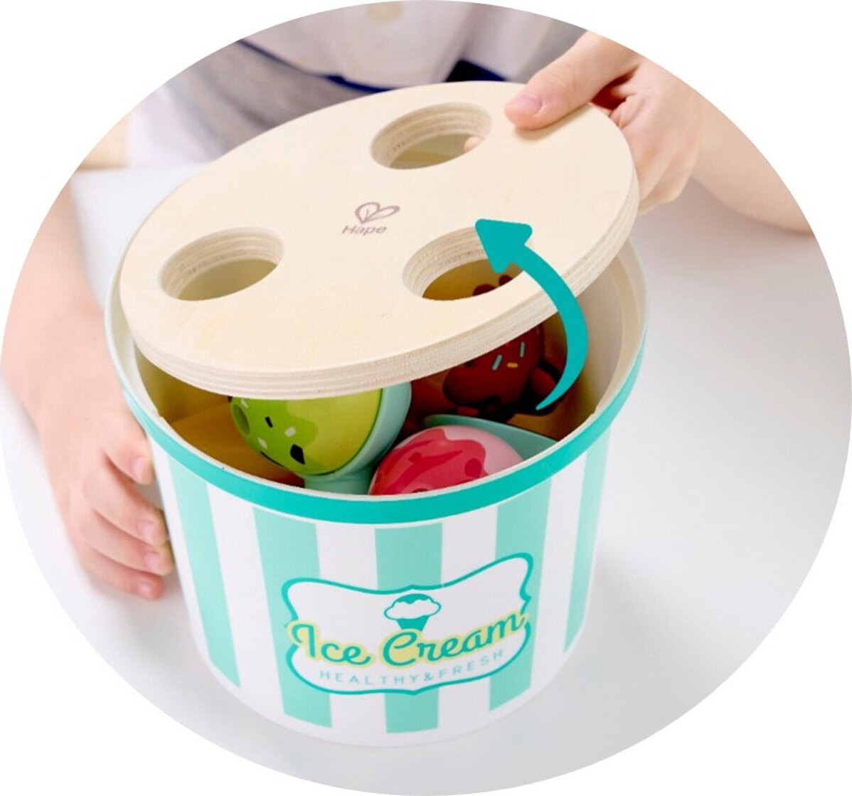 Hape - Creamy Dreamy Ice Cream Corner - Isbøtte Legesæt