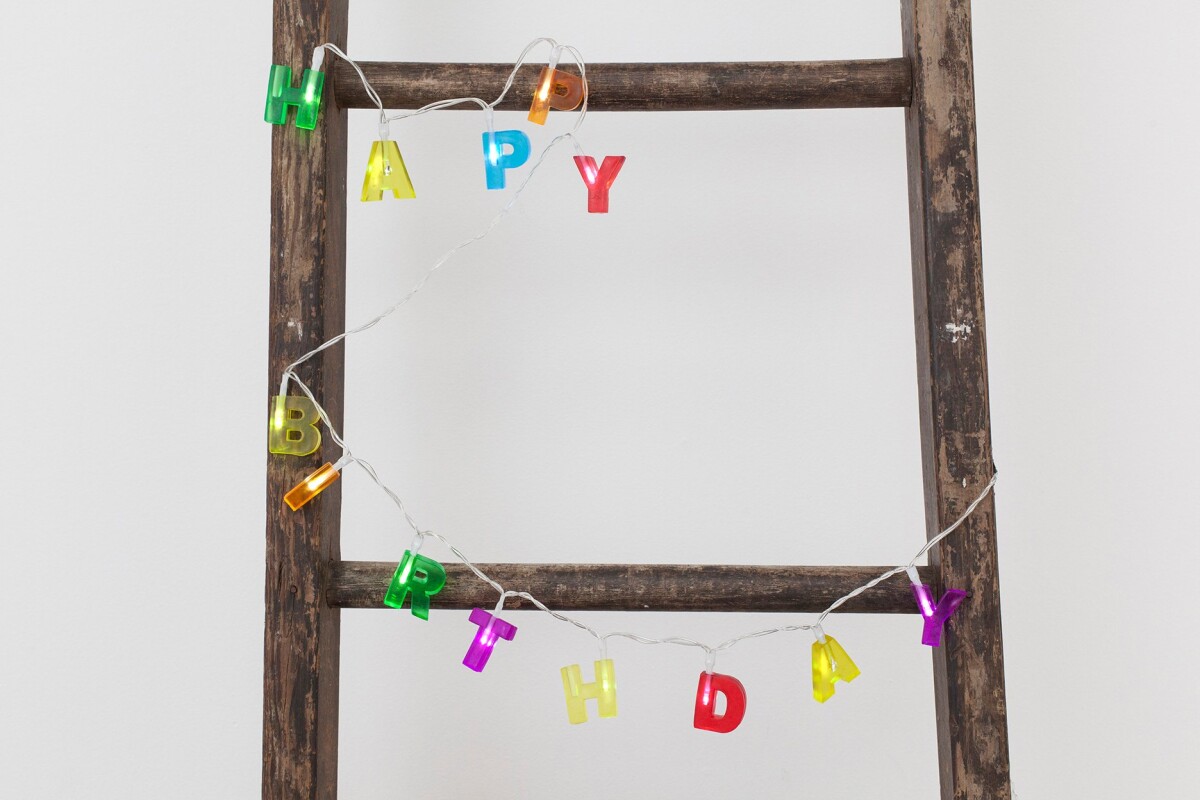 Kikkerland - Happy Birthday Guirlande Lyskæde - 120 Cm