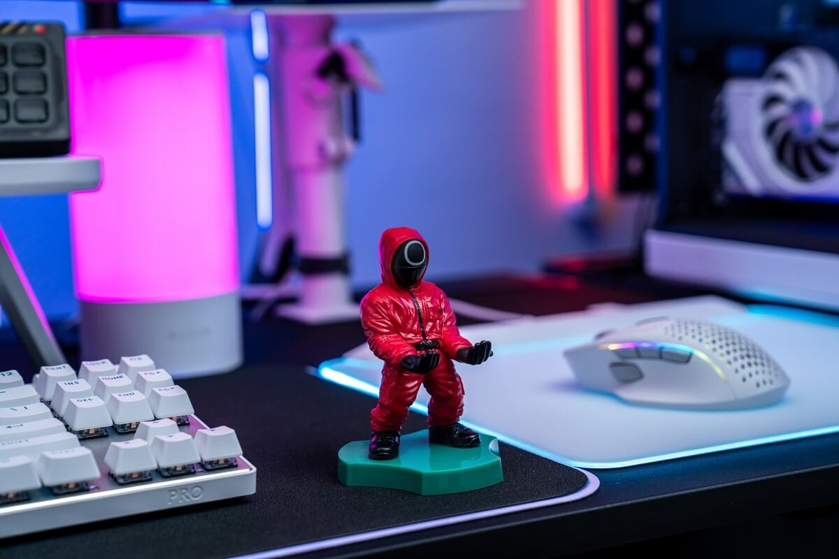 Holdems By Cable Guys - Circle Guard Figur - Squid Game