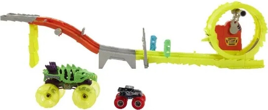 Hot Wheels - Monster Trucks - Charge Chase Challenge