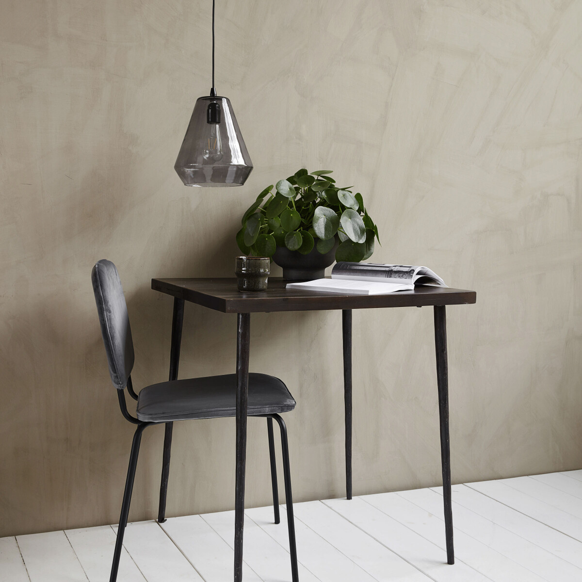 House Doctor - Spisebord Til 2 Personer - Slated - Sortbejdset - 70X70 Cm