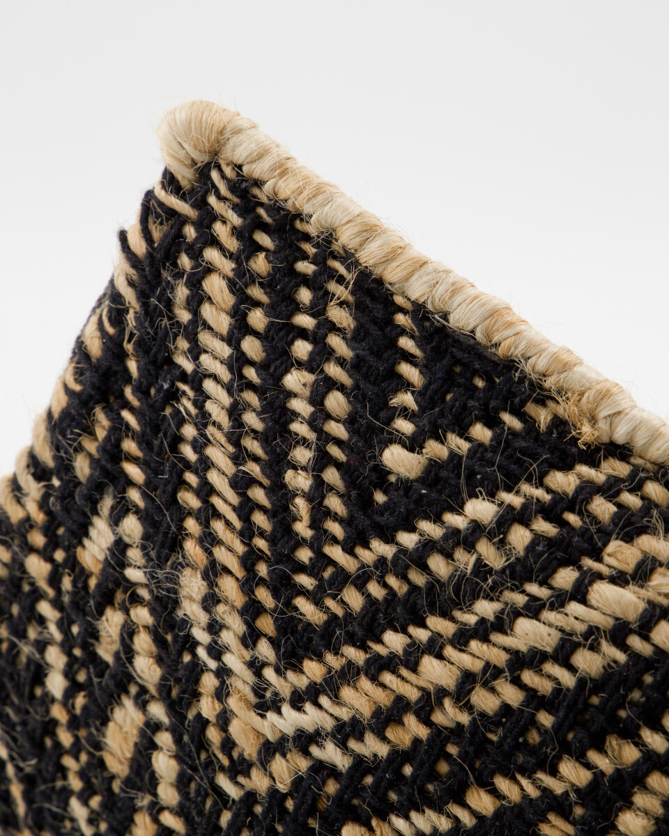 House Doctor - Gulvtæppe - Monta - Natur Og Sort - 260X83 Cm