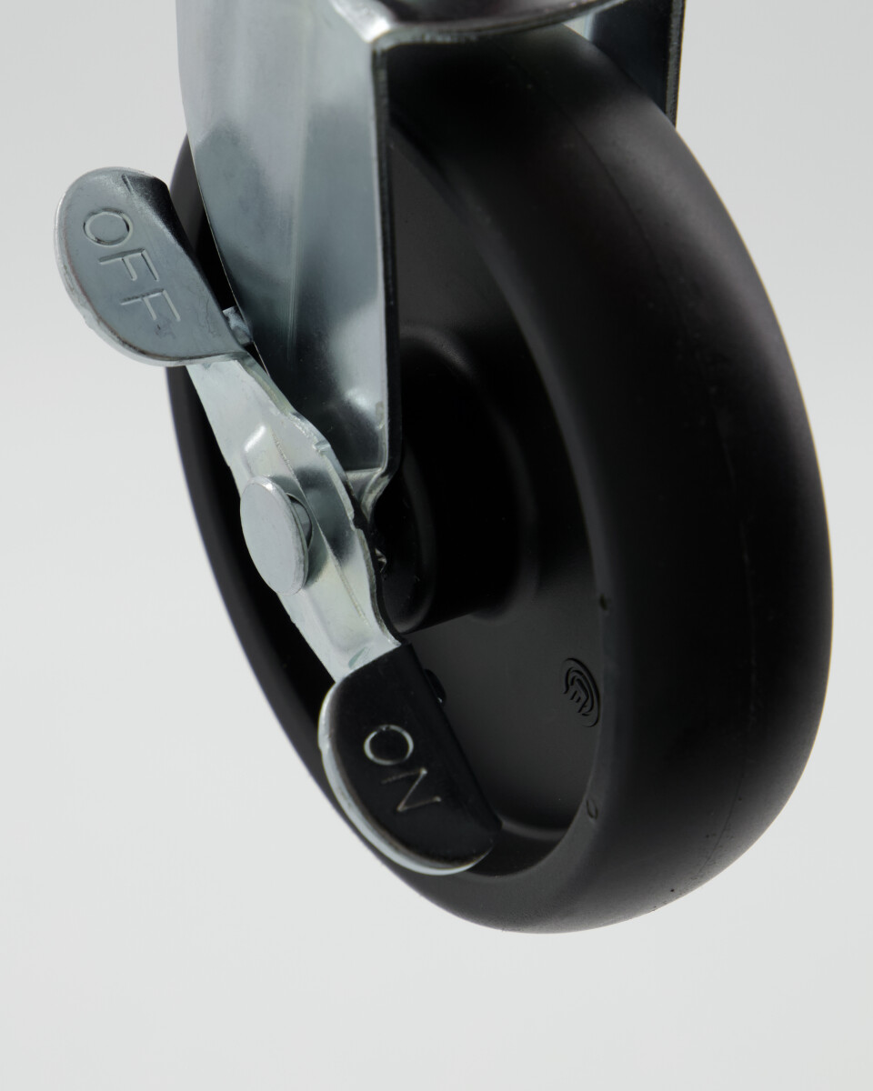 House Doctor - Tøjstativ På Hjul - Hdrobe - Sølv Finish