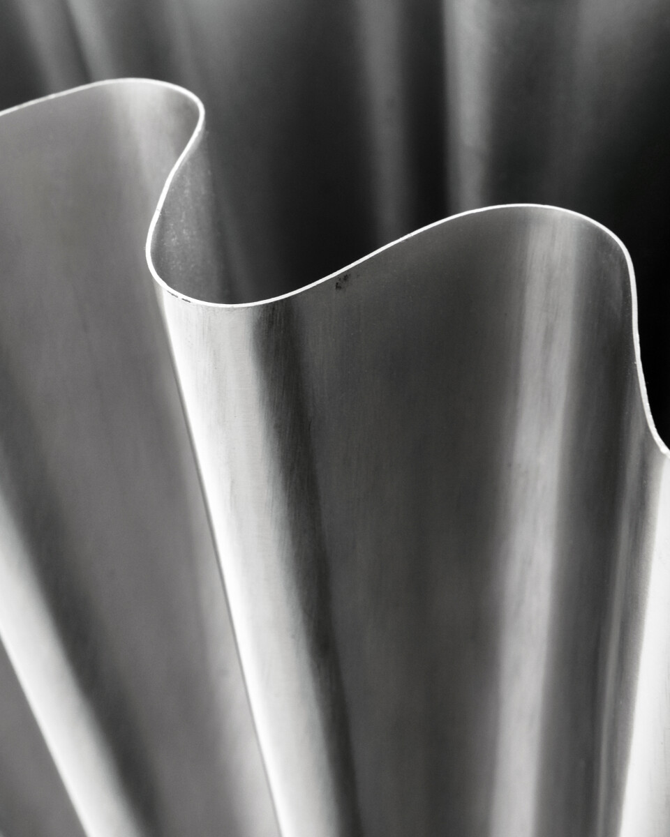 House Doctor - Vase - Hdflood - Børstet Sølvfinish - 30X53 5 Cm