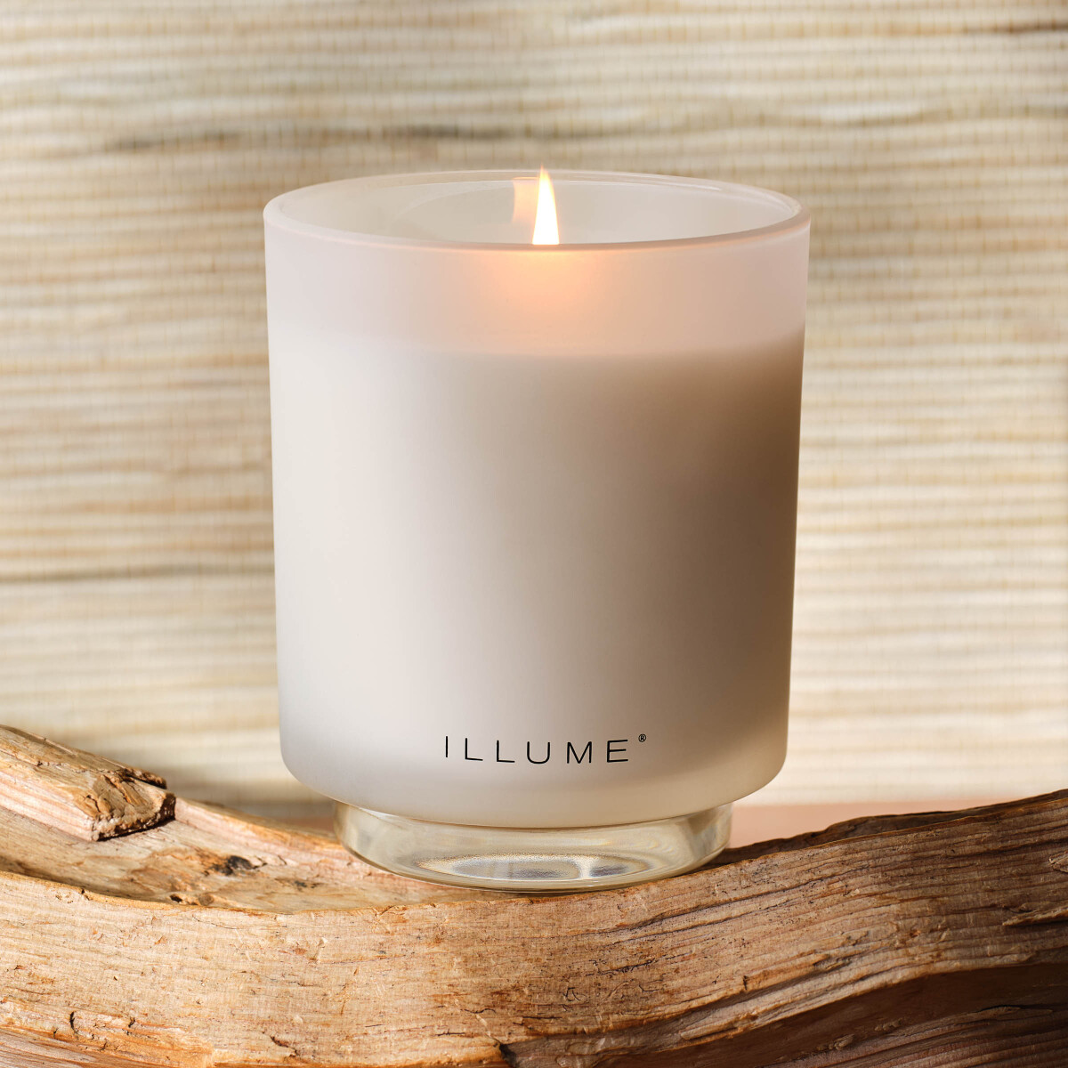 Illume - Duftlys - Driftwood - 50 Timer