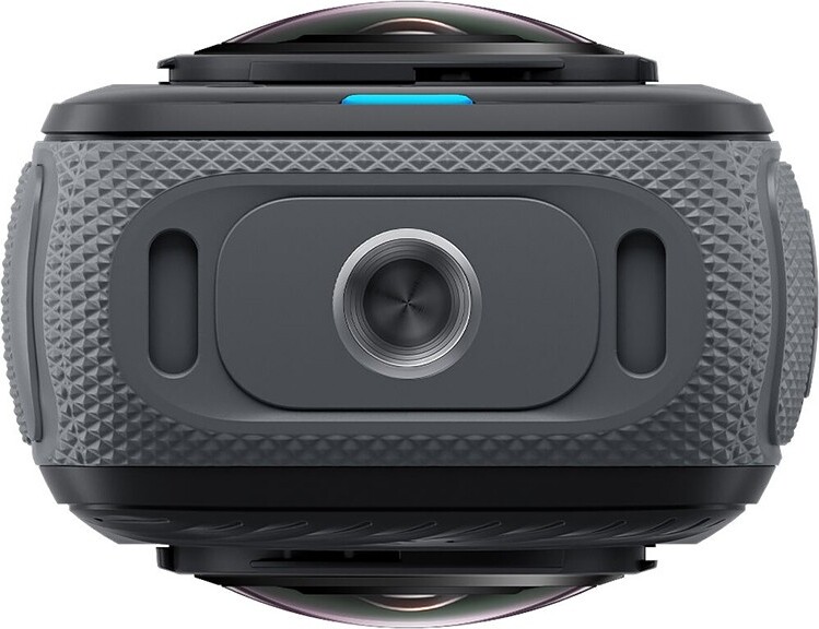 Insta360 - X4 Explorer Bundle