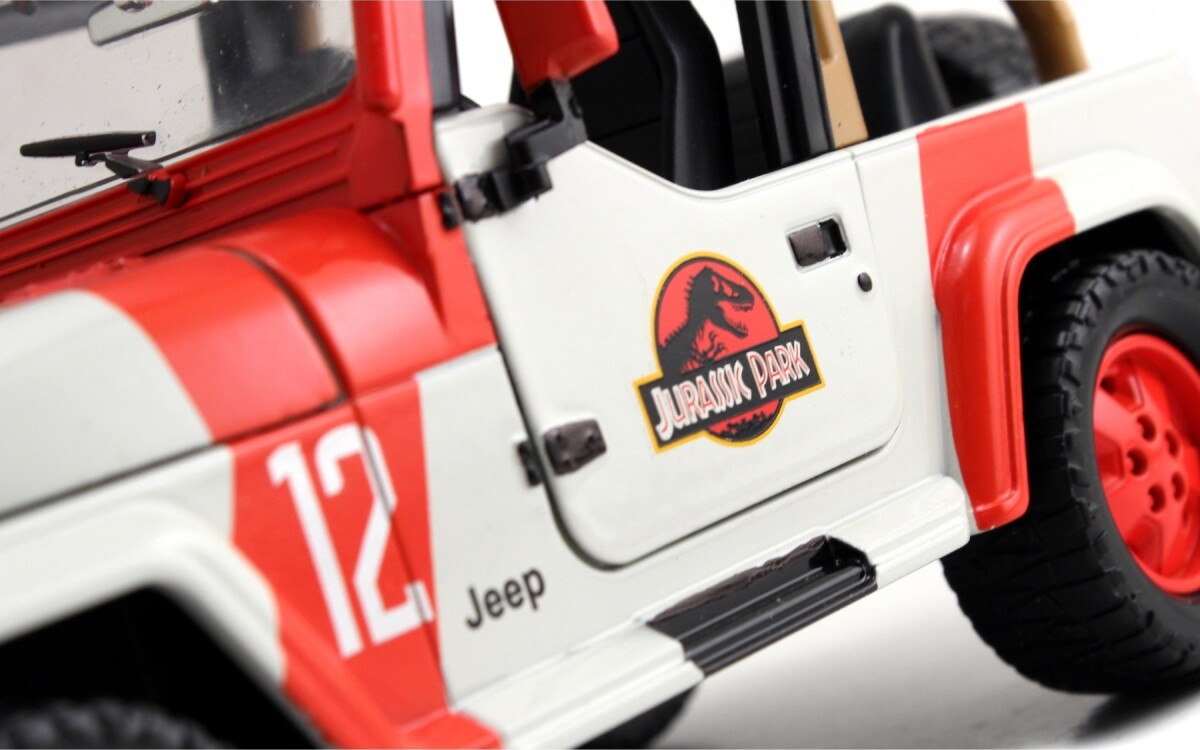 Jada - Jurassic World - 1992 Jeep Wrangler 1 24