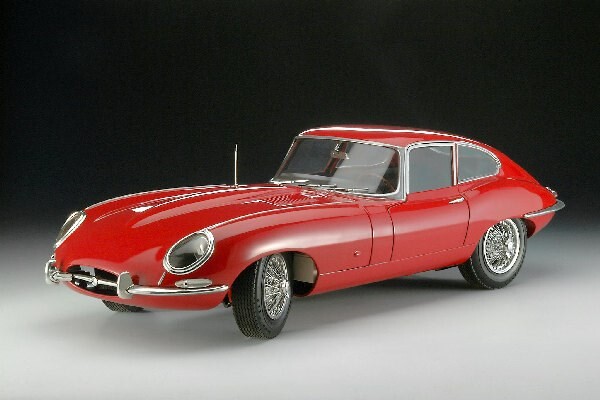 Revell - Jaguar E-Type Modelbil Byggesæt - 1 8 - Level 5 - 07717