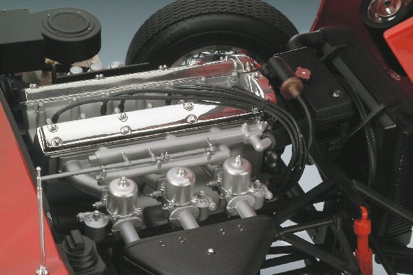 Revell - Jaguar E-Type Modelbil Byggesæt - 1 8 - Level 5 - 07717