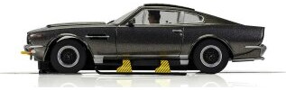 Scalextric - Aston Martin V8 Bil - James Bond 007 - C4239