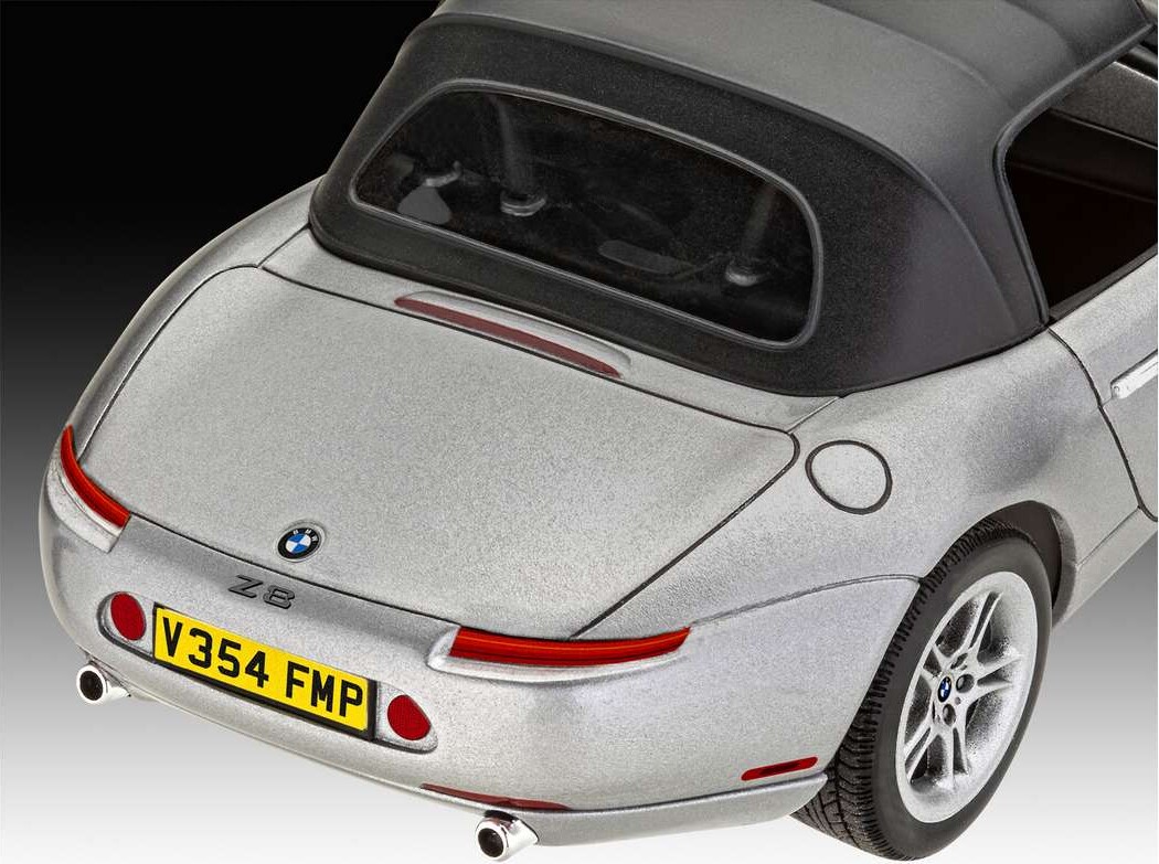 Revell - James Bond Bmw Z8 - Level 3 - 1 24 - 05662